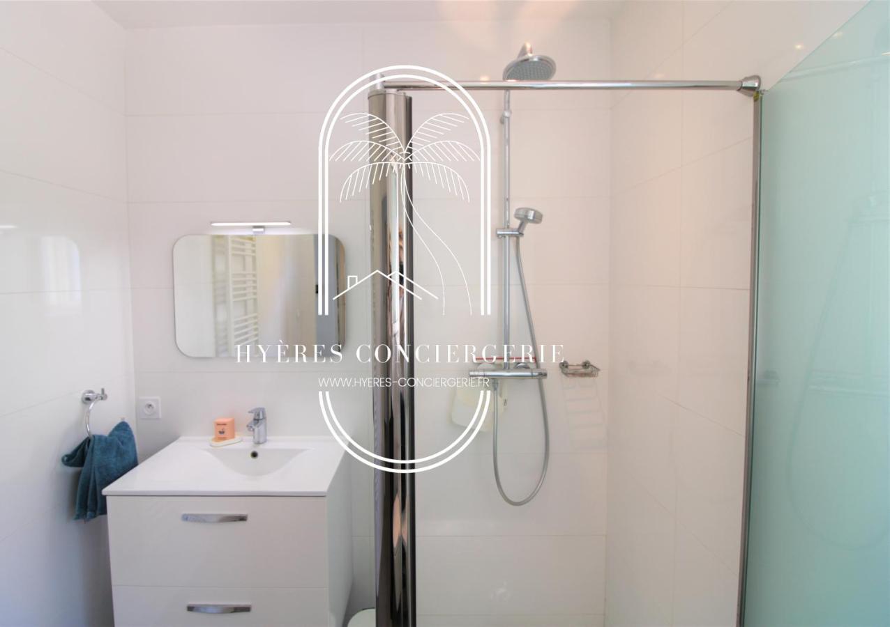 Villa Antoine Appartement Rdj Vue Mer Clim Wifi Parking Plage 50M La Garonne Le Pradet Bagian luar foto
