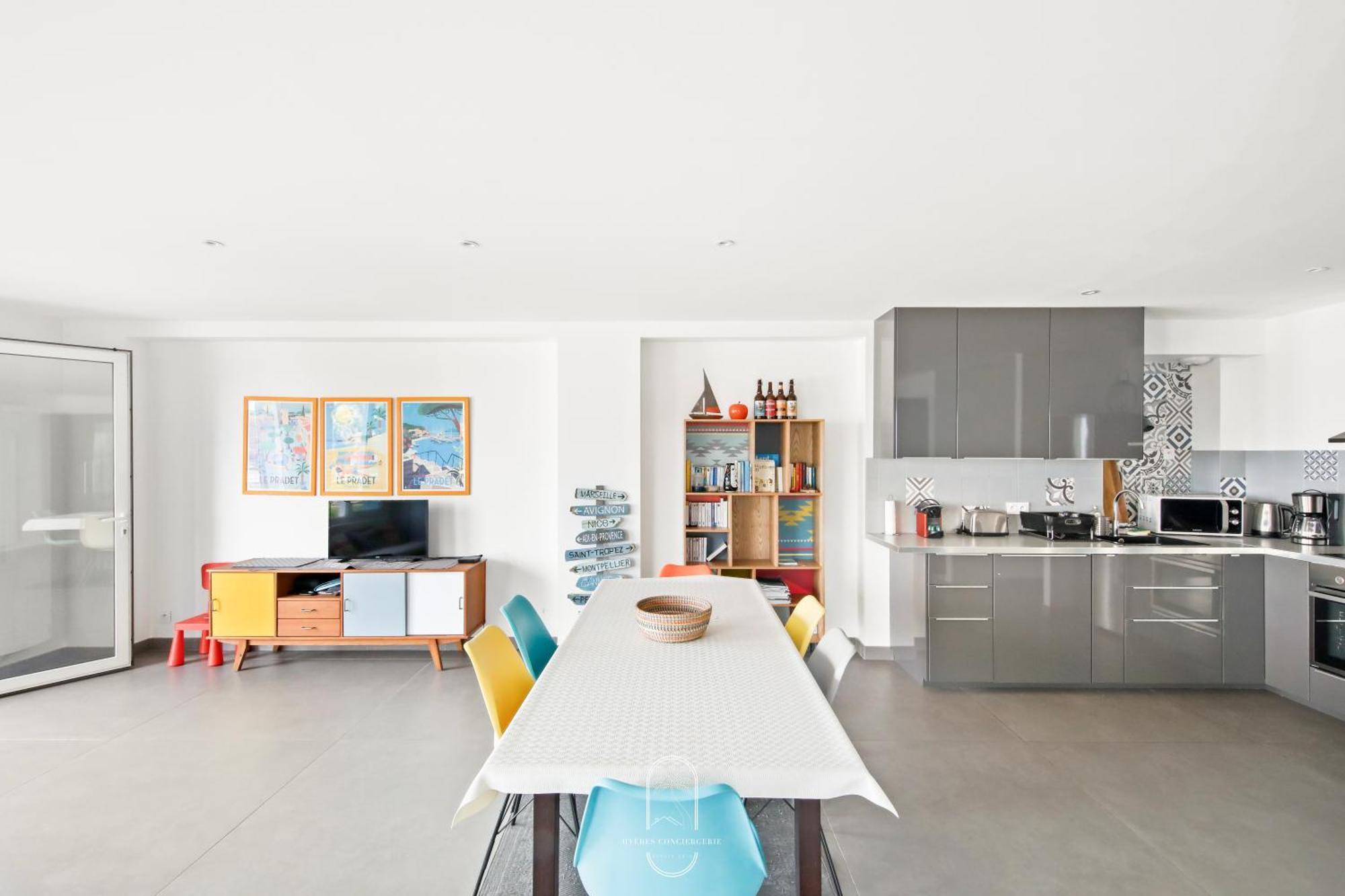 Villa Antoine Appartement Rdj Vue Mer Clim Wifi Parking Plage 50M La Garonne Le Pradet Bagian luar foto